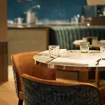Carlton Oasis 4* Спейкениссе