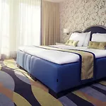 Отель Carlton Oasis Спейкениссе