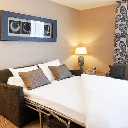 Carlton Oasis 4*
