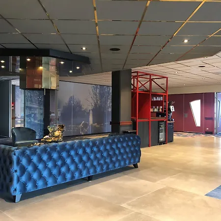 Szálloda Carlton Oasis 4*