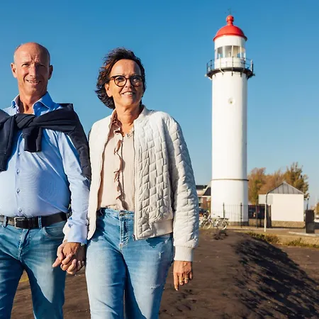 Отель Carlton Oasis Спейкениссе