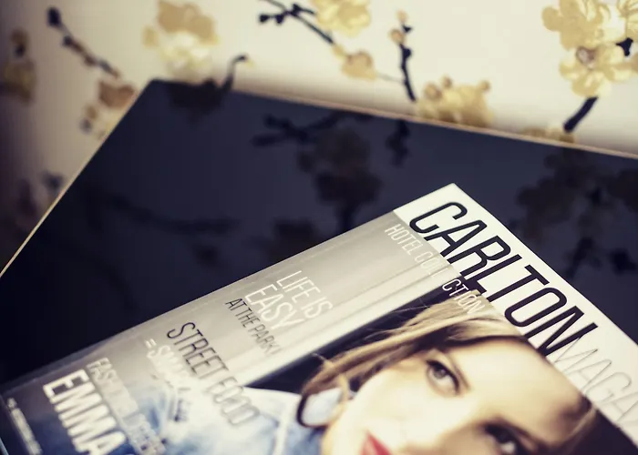 Carlton Oasis 호텔 4*