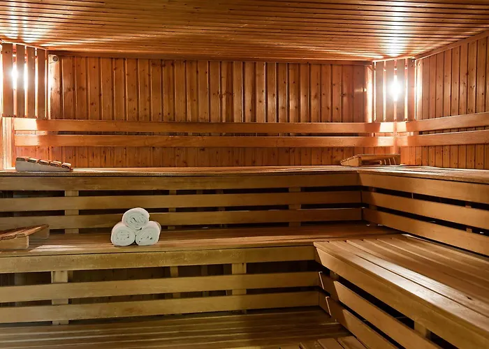 Hotel Carlton Oasis 4*