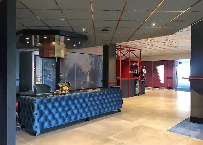 酒店 卡尔顿奥西斯酒店 4*