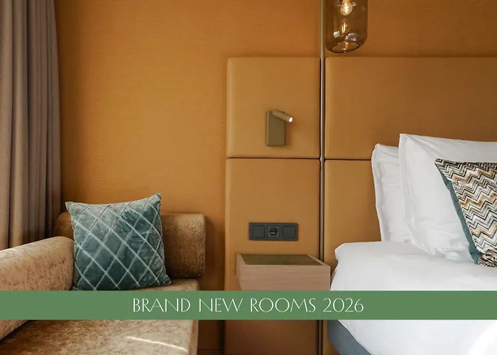 Otel Carlton Oasis 4*