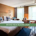 מלון Carlton Oasis ספייקניסה